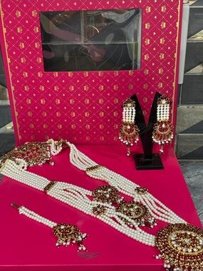 Pearl and Gold Red Stone Bridal Jewelry Set